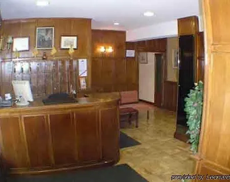 Hotel Castellano I