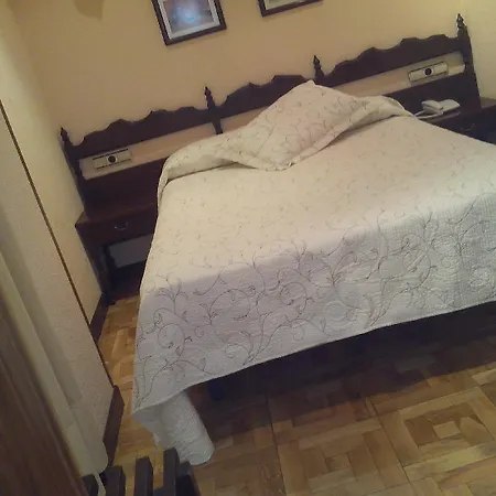 Castellano I Hotel Salamanca